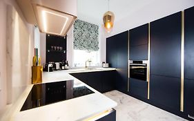 Maison Parfaite Hg1 - 2 Luxury Apartments With Parking Space - In Town Centre